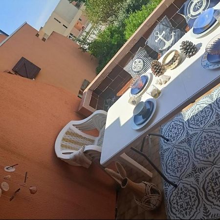 Appartement " Le Grand Bleu " A 3 Min De La Plage La Londe-les-Maures Zewnętrze zdjęcie