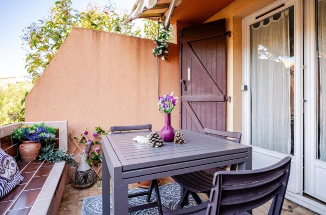 Appartement " Le Grand Bleu " A 3 Min De La Plage La Londe-les-Maures Zewnętrze zdjęcie